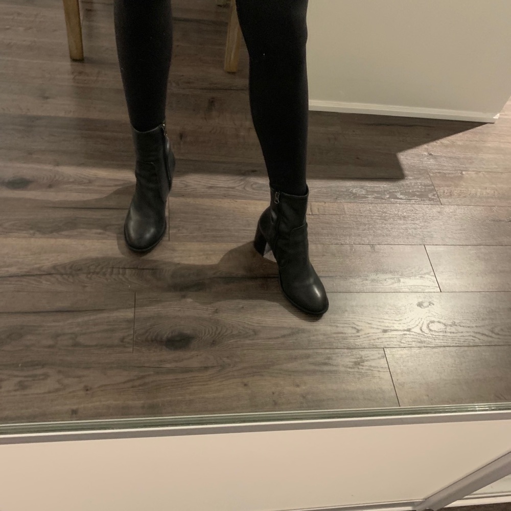Leather heel boot - l’intervalle
